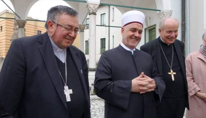 Kardinal Puljić: Zahvalan sam Reisu-l-ulemi koji je javno rekao da se distancira od tih radikala