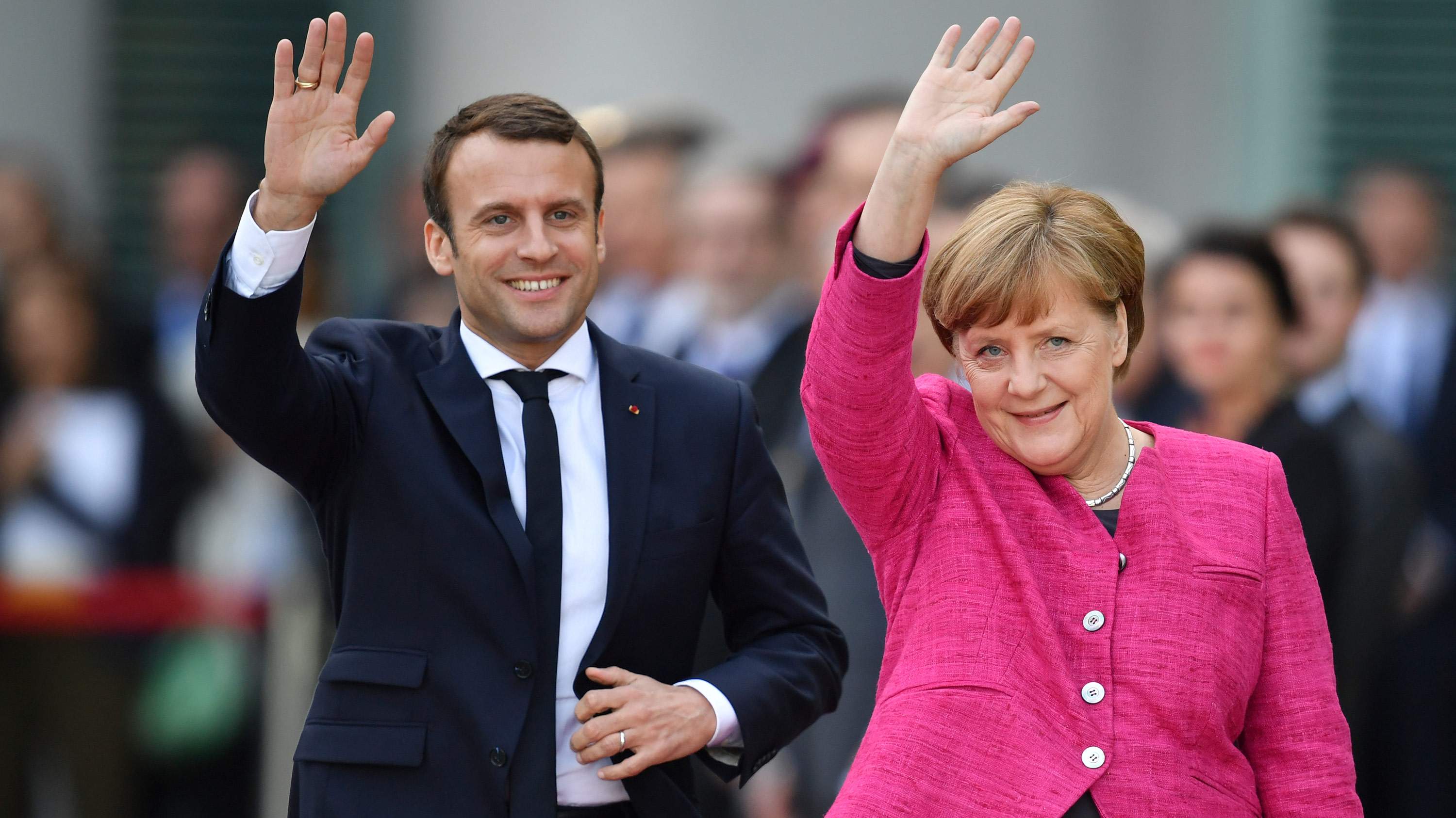 Merkel i Macron kreću u spašavanje Starog kontinenta