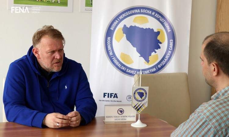 Prosinečki: Težit ćemo ofanzivnoj igri (Video)