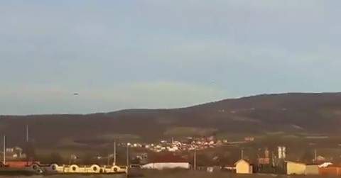Vojni avioni Srbije opet iznad Preševa (Video)