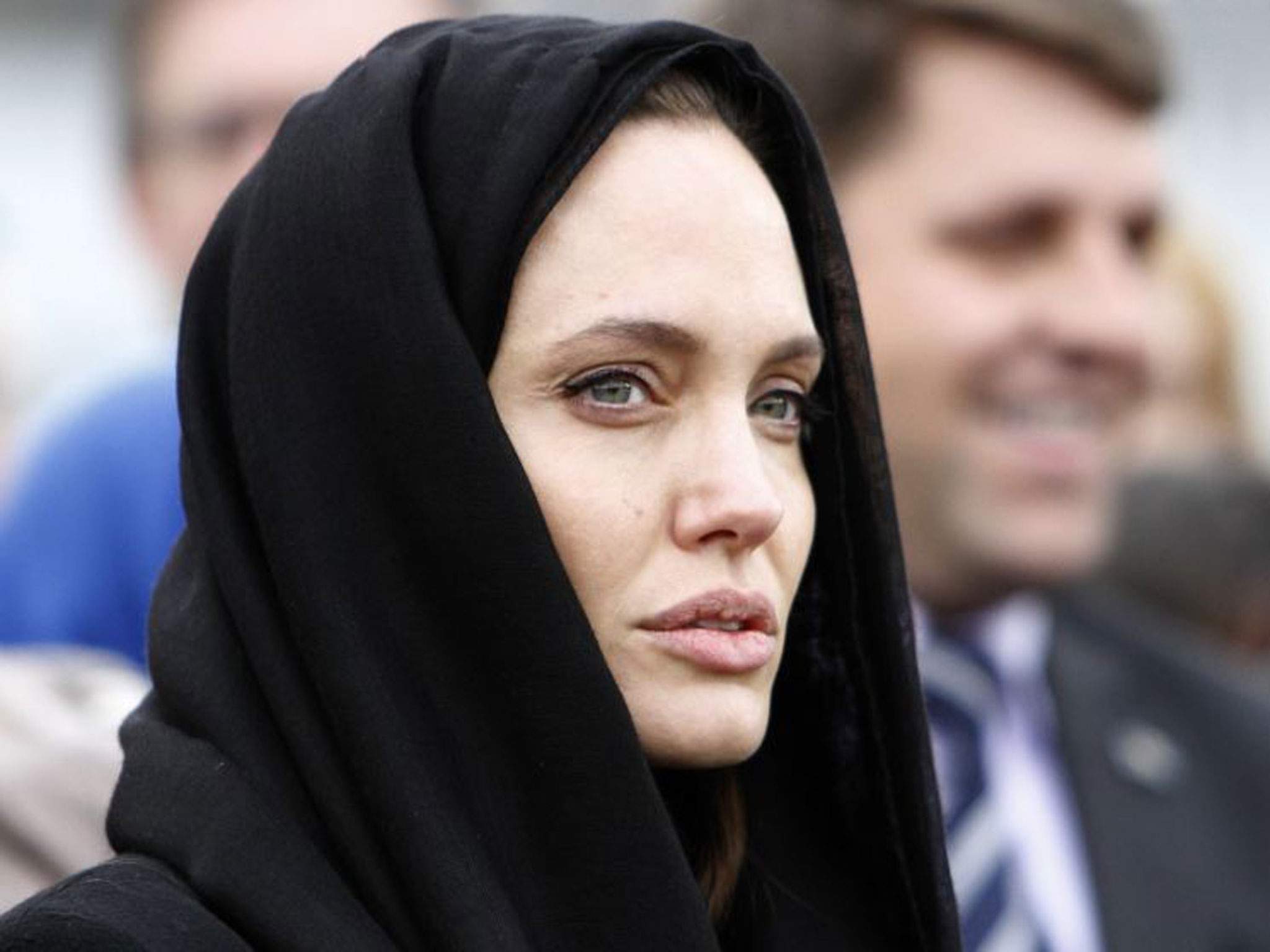 Angelina Jolie u Londonu večeras govori o genocidu u Srebrenici