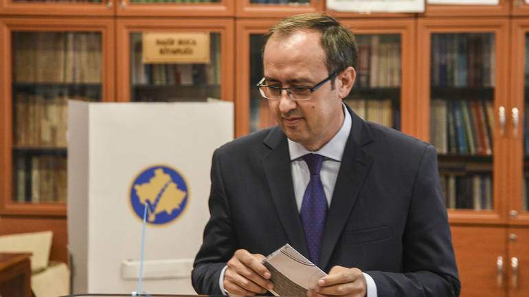 Opozicija na Kosovu traži vanredne izbore
