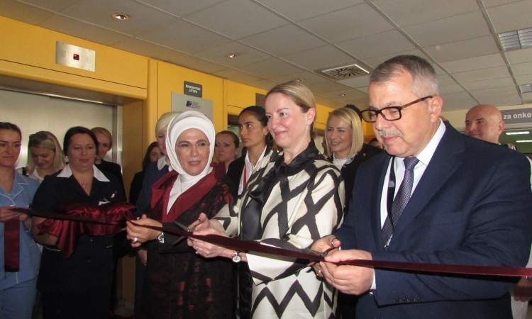 Emine Erdogan otvorila Kliniku za hematologiju