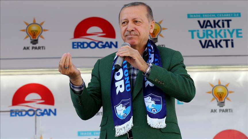 Erdogan: Ko se bude igrao s Turskom tražit će rupu za skrivanje 