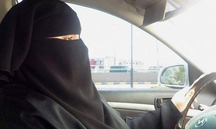 Žene u Saudijskoj Arabiji na pozicijama kopilota i stjuardesa