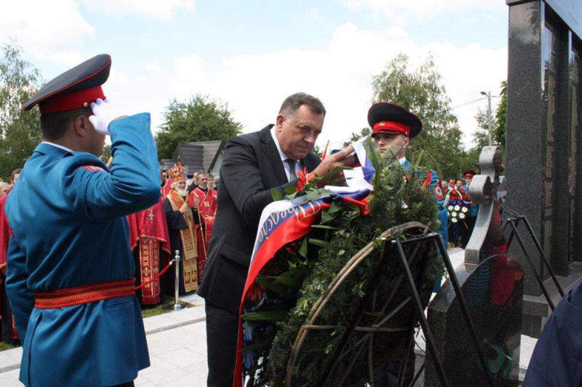 Veličanje zločinaca | Dodik: Zahvaljujem se Karadžiću i Mladiću što su poveli srpski narod