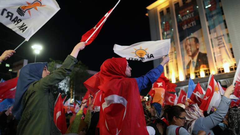 Erdogan proglasio pobjedu: Narod mi je povjerio dužnost predsjednika