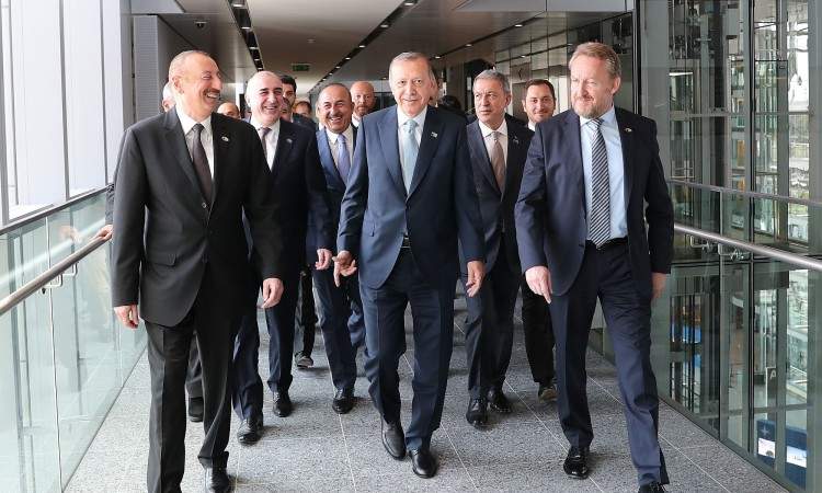 Izetbegović:Nastavit ćemo davati doprinos međunarodnim naporima za očuvanje mira