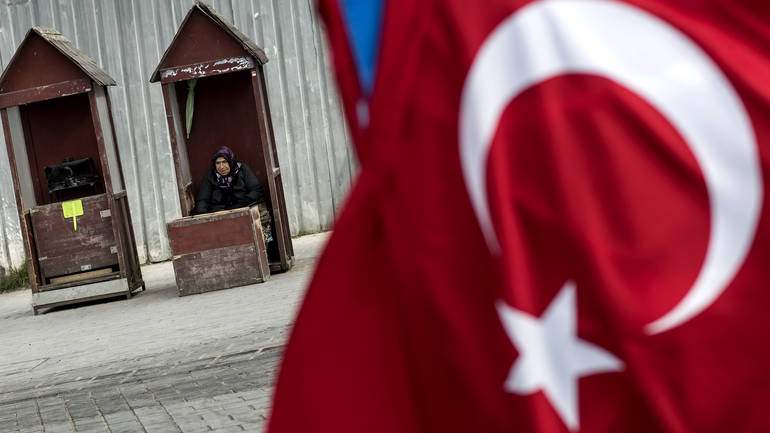 Turska: Lira pala oko 30 posto, kako obuzdati inflaciju