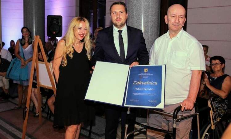 Sarajevo - Obilježena 26. godišnjica paljenja Vijećnice 