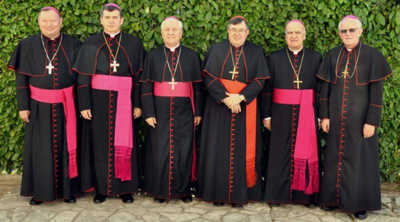 Biskupi o izborima: Ne dajte se zavarati praznim obećanjima