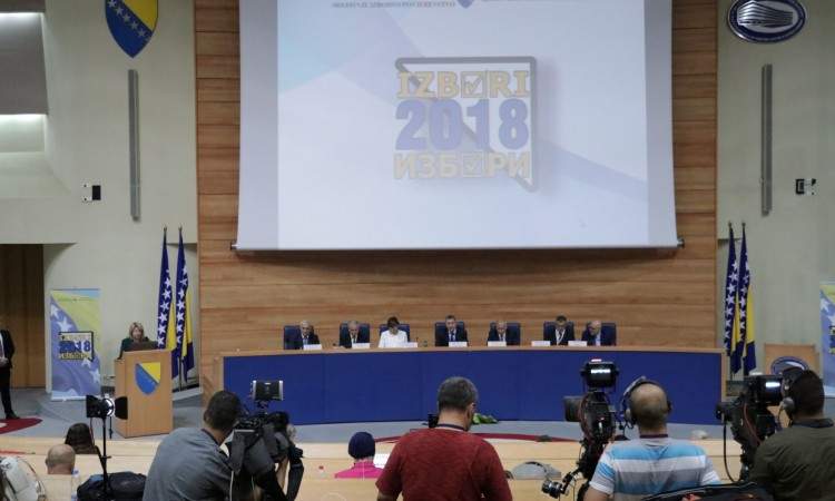 CIK objavio prve rezultate: U Predsjedništvo idu Džaferović, Dodik i Komšić