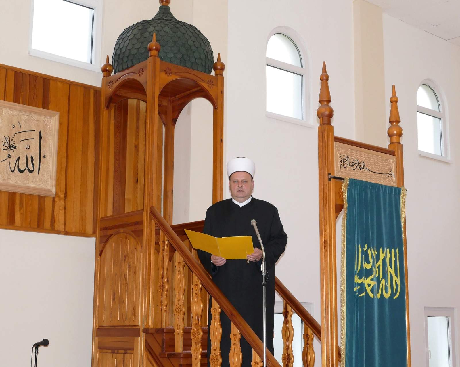 Hutba Vojnog muftije o podmetanju svinjskog mesa muslimanima u OSBiH