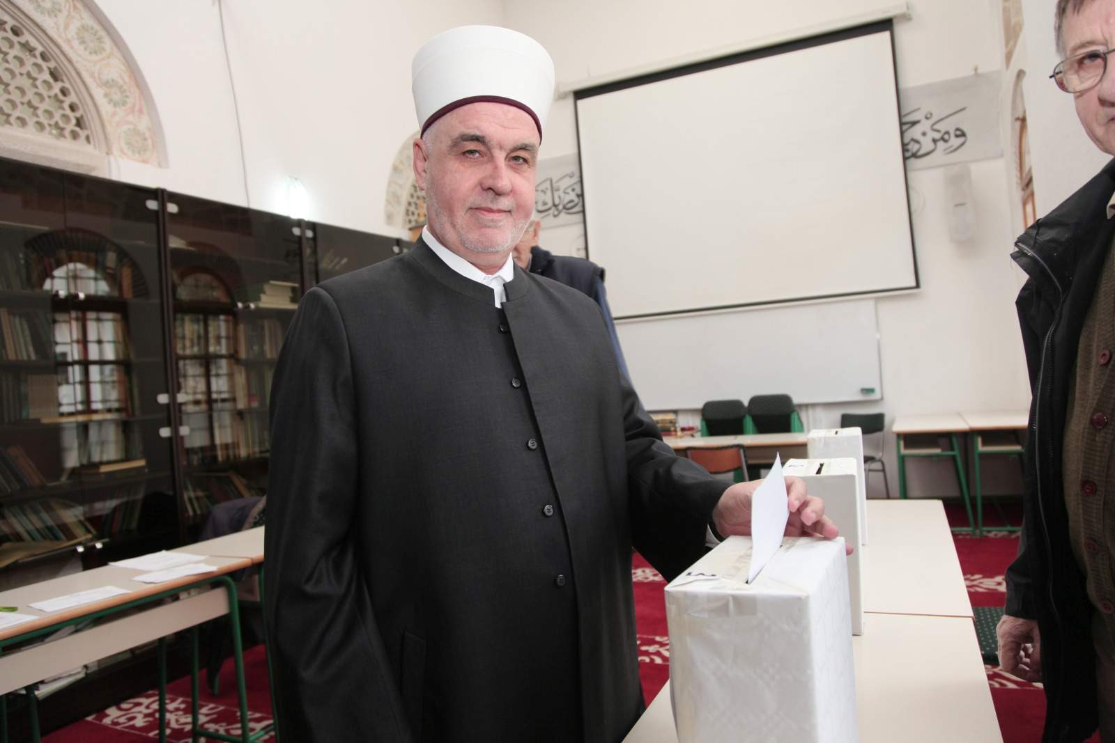 Reisu-l-ulema glasao na izborima u Islamskoj zajednici