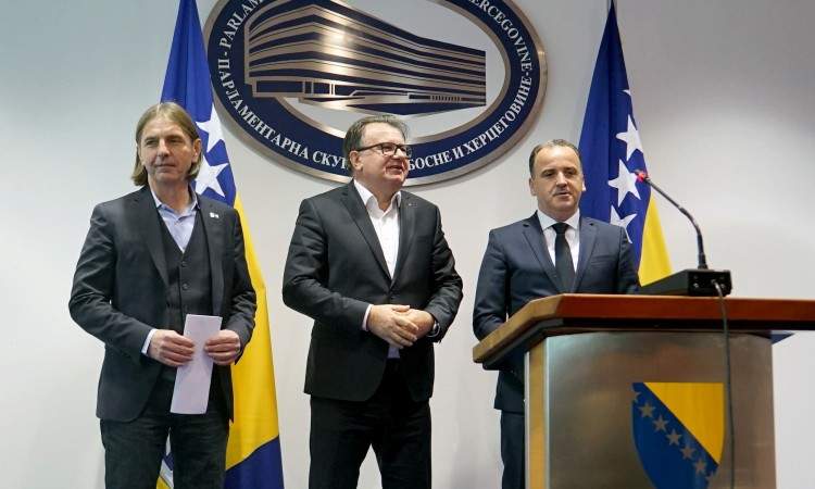 BH Blok - Uputstvo CIK-a dijeli BiH na tri etničke državice 