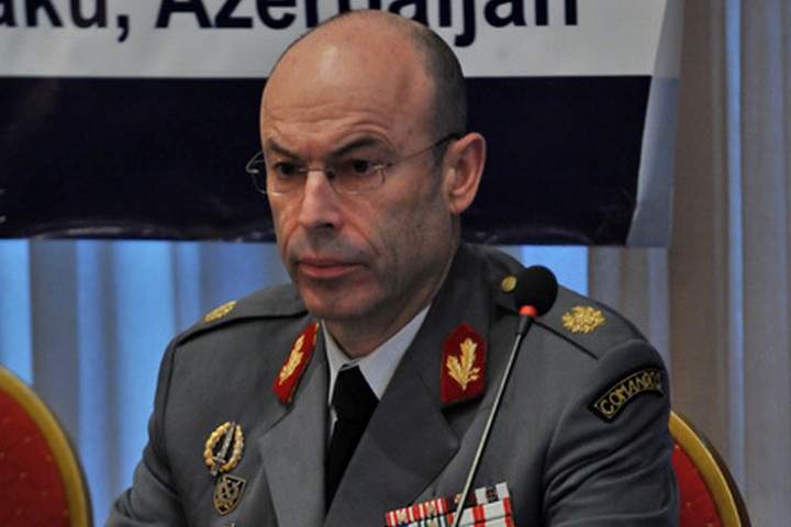Ko je Carlos Branco negator genocida u Srebrenici?