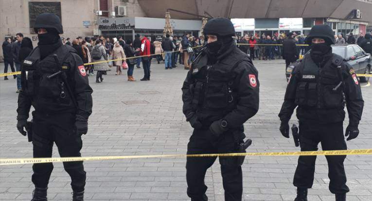 MASOVNA HAPŠENJA U BANJOJ LUCI: Pored Davidovih roditelja uhapšeni i Borenović, Stanivuković, Šukalo