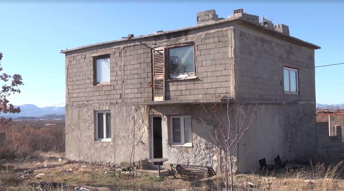 Veliki poraz Tuđmanove politike/Bosanci napuštaju hercegovačka sela