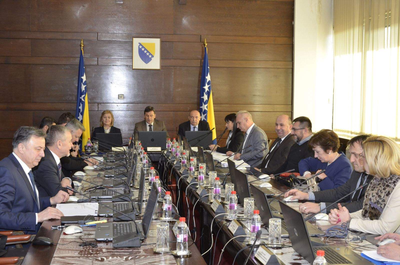 Vlada FBiH razmatra povećanje najnižih penzija