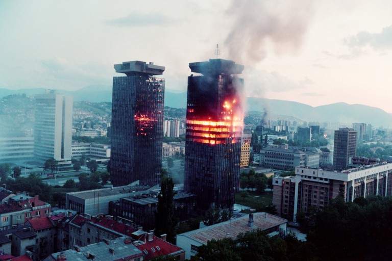 Opsada Sarajeva u dvije minute (Video)